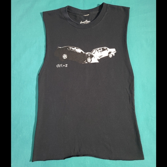 Threadless ctrl+z undo fitted muscle tank - Picture 2 of 6